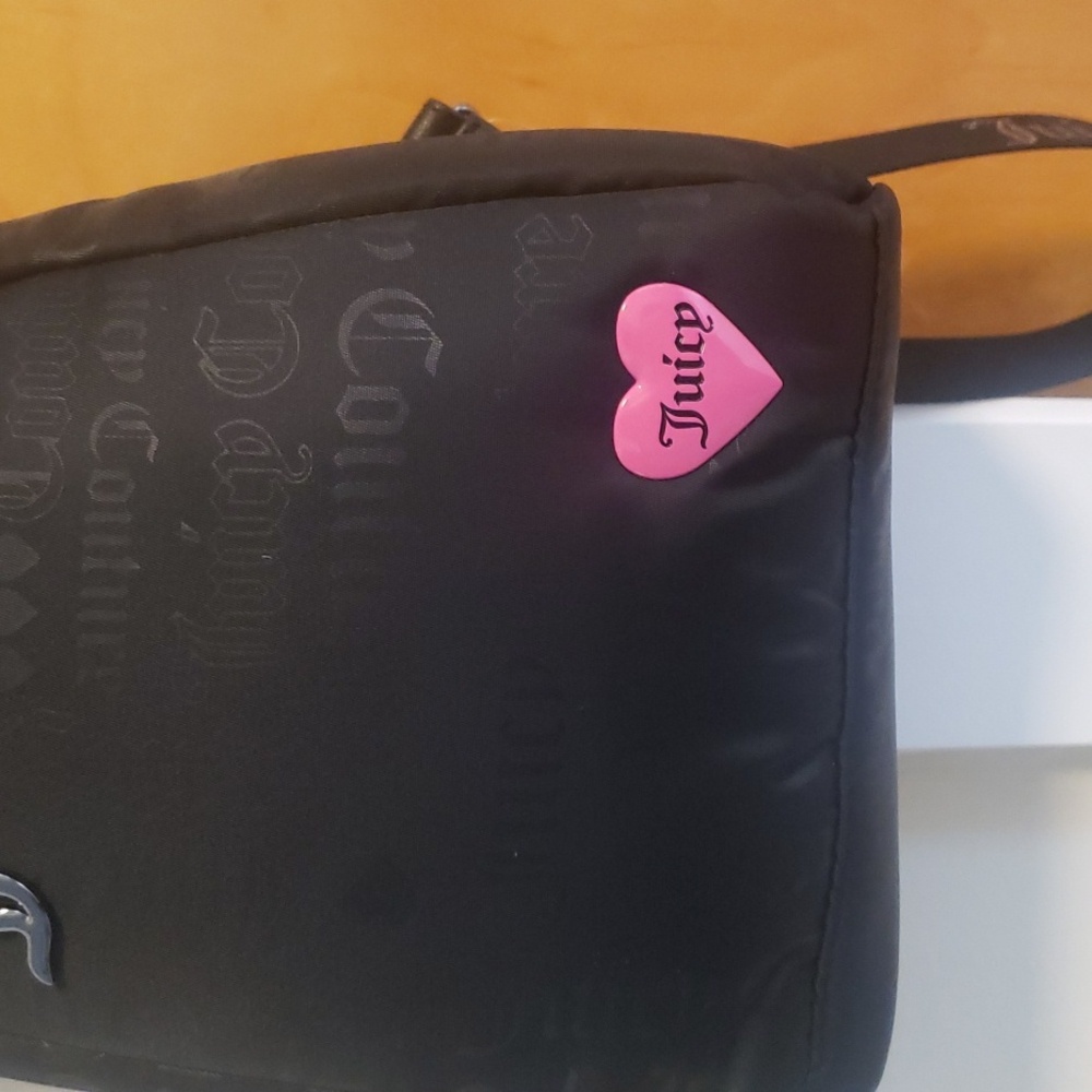 Juicy Couture sling - Picture 2 of 5